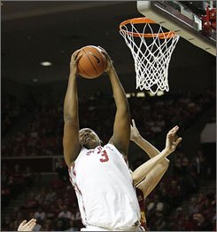 Courtney Paris vs Iowa St.jpg