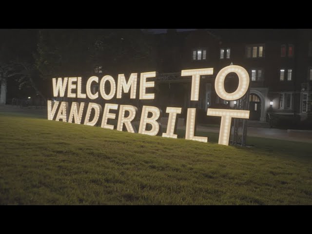 Incoming students welcomed at Founders Walk, learn 'The Vanderbilt Way' -  YouTube